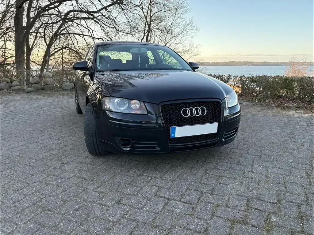 Używany Audi A3 105 KM (77 kW) 2007 Czarny Hatchback
