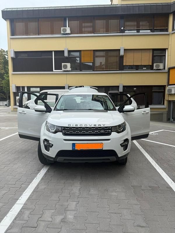 Weiß Gebraucht 2018 Land Rover Discovery 5 SUV | 22.000 € - Bild 1/4