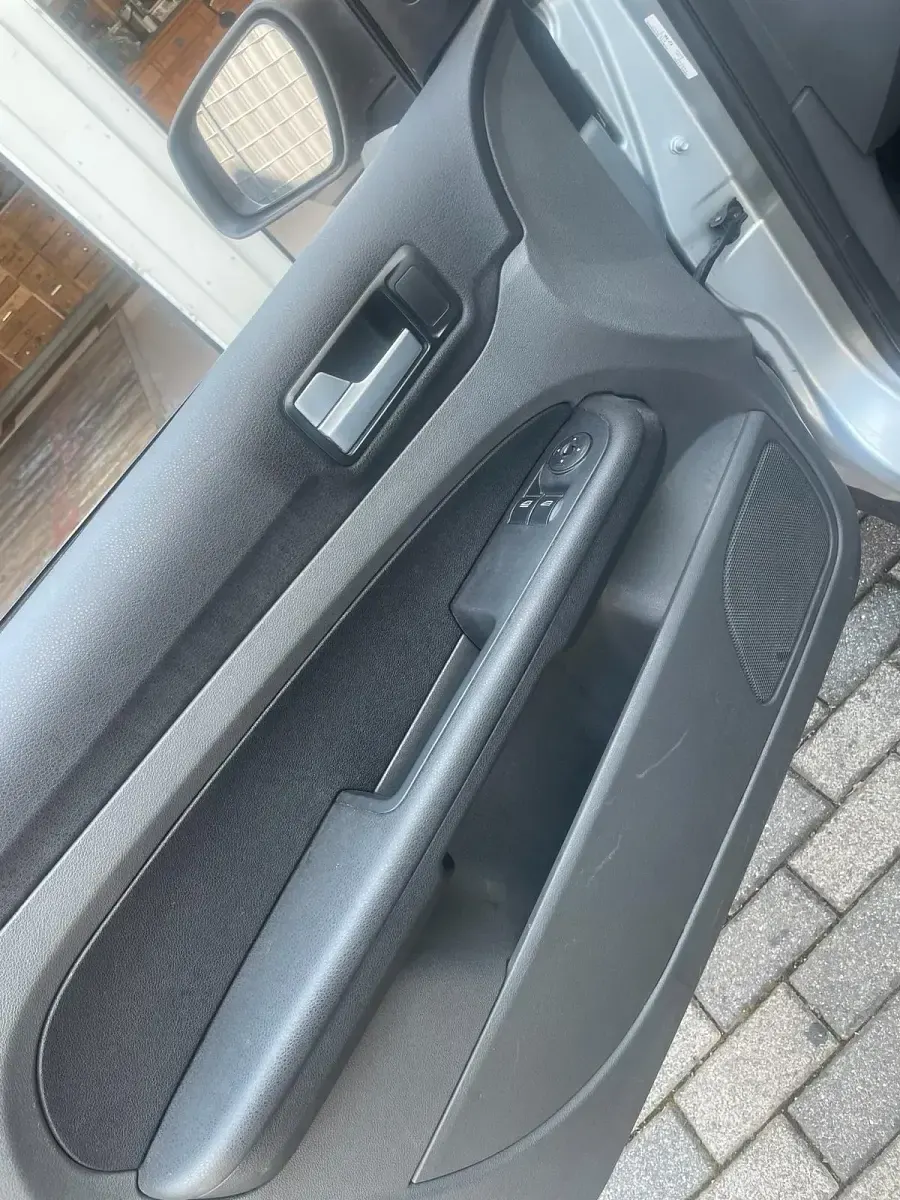 Gebraucht Ford Focus 101 PS (74 kW) 2007 Silber Kleinwagen