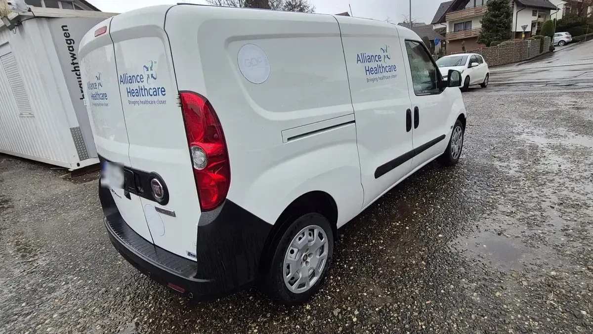 Usata Fiat Doblò 100 CV (73 kW) 2019 Bianco Monovolume