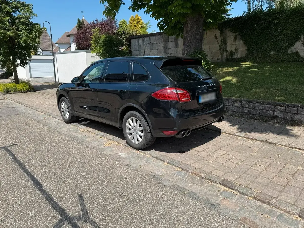 Gebraucht Porsche Cayenne 245 PS (180 kW) 2013 Schwarz SUV