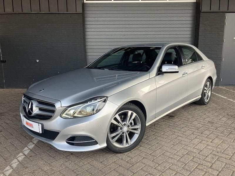 Gebraucht Mercedes E200 Avantgarde 136 PS (100 kW) 2013 Grau Limousine