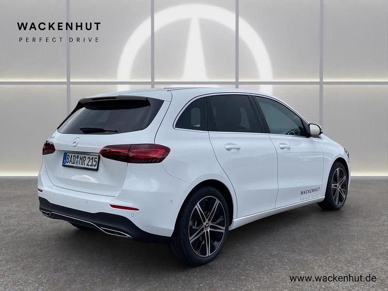 Weiss Gebraucht 2025 Mercedes B200 Advanced Van / Kleinbus | 39.900 € - Bild 1/3