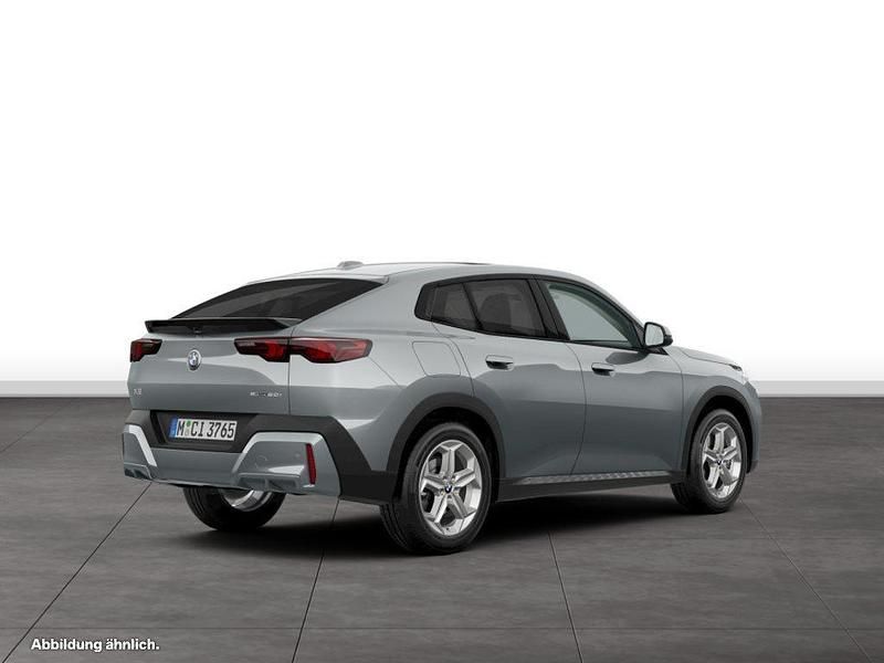 Gebraucht BMW X2 156 PS (114 kW) 2025 Grau SUV