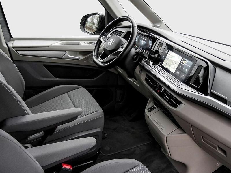 Gebraucht VW Multivan Edition 150 PS (110 kW) 2022 Grau Van