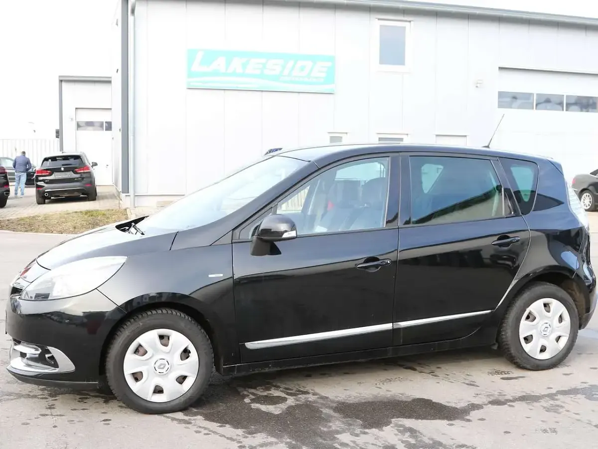 Gebraucht Renault Scénic III 131 PS (96 kW) 2014 Schwarz Limousine