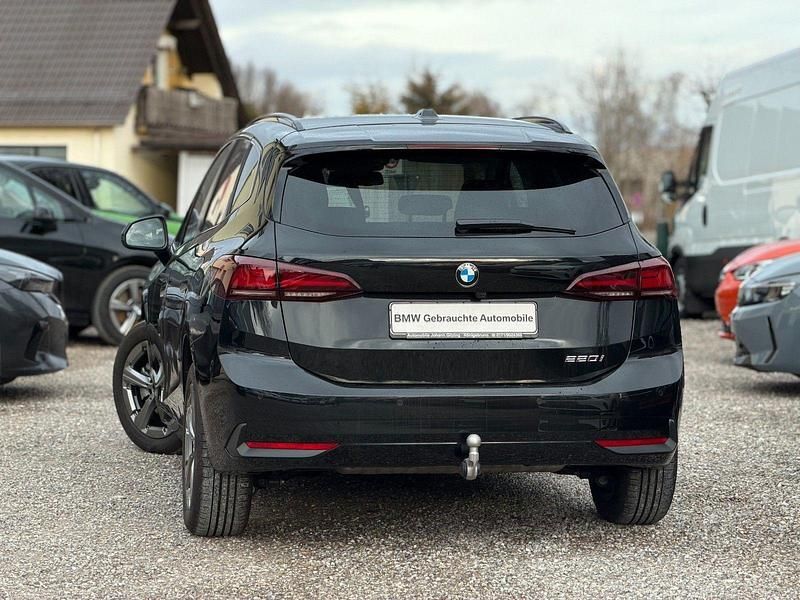 Gebraucht BMW 220 Active Tourer Performance 170 PS (125 kW) 2025 Schwarz Van / Kleinbus