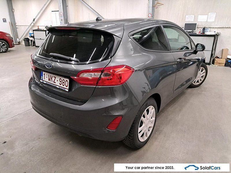 Gebraucht Ford Fiesta 101 PS (74 kW) 2019 Grau Kleinwagen