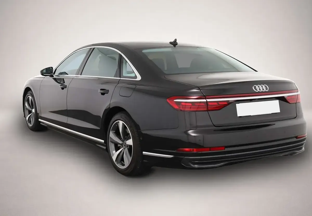 Gebraucht Audi A8L Comfort 462 PS (339 kW) 2025 Mythosschwarz metallic Limousine