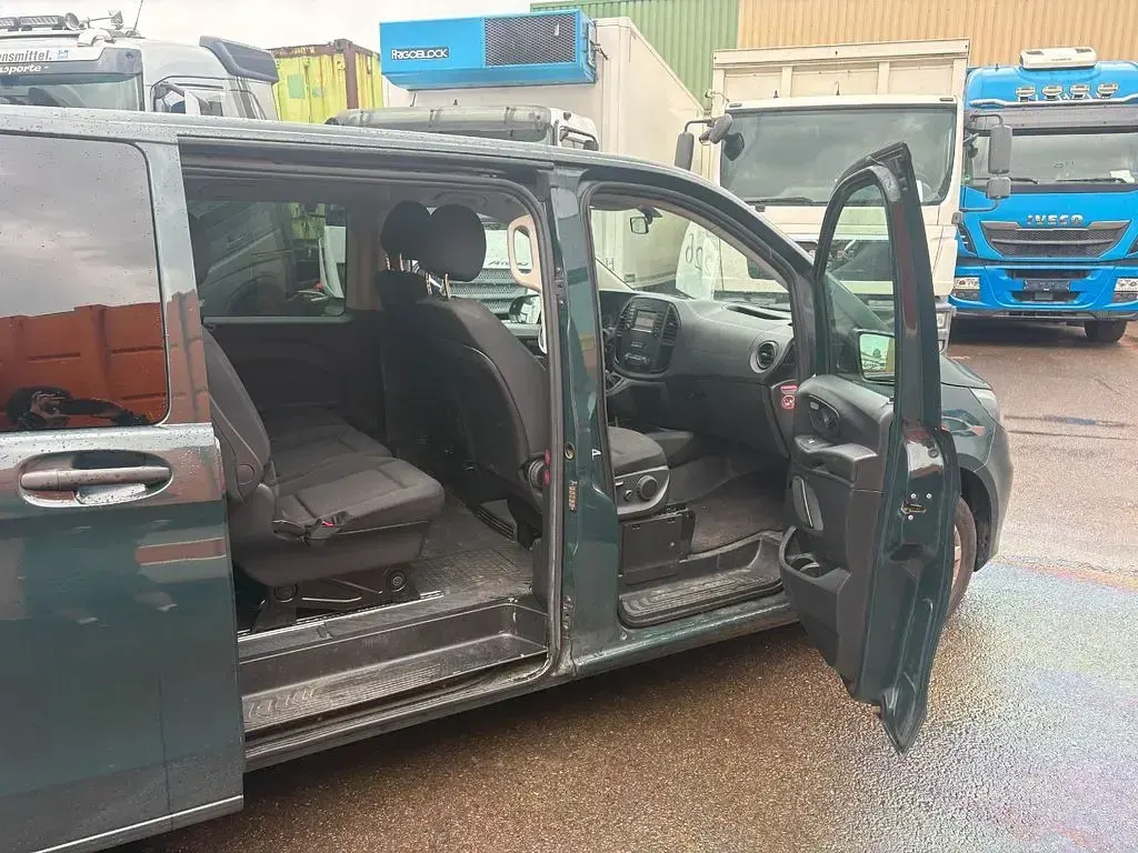 Gebraucht Mercedes Vito 114 PS (83 kW) 2019 Grün Van
