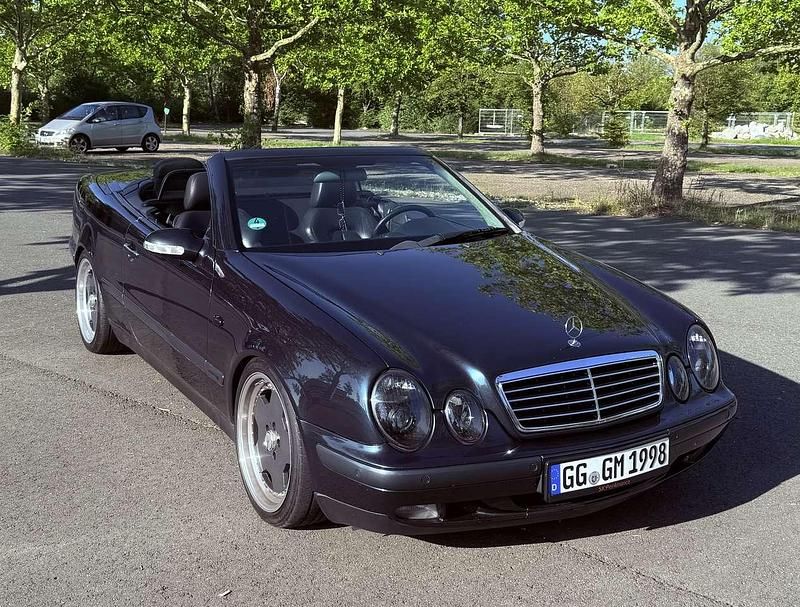 Grün Gebraucht 1999 Mercedes CLK230 Cabrio | 5.400 € - Bild 1/4