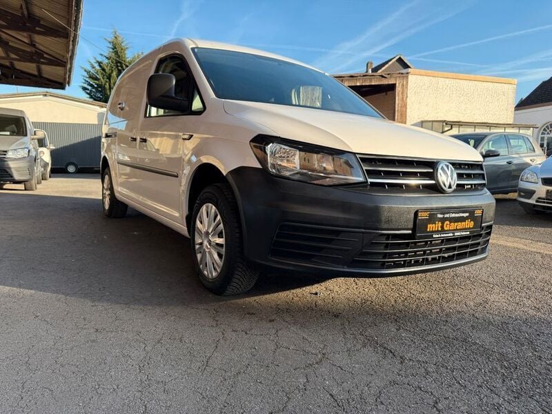 Weiß Gebraucht 2017 VW Caddy Maxi Van / Kleinbus | 12.900 € (Guter Preis) - Bild 1/4