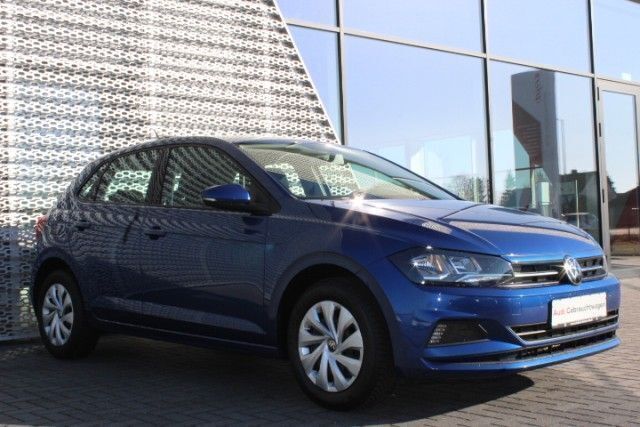 Gebraucht VW Polo Comfortline 95 PS (69 kW) 2021 Reef blue (blau) Limousine
