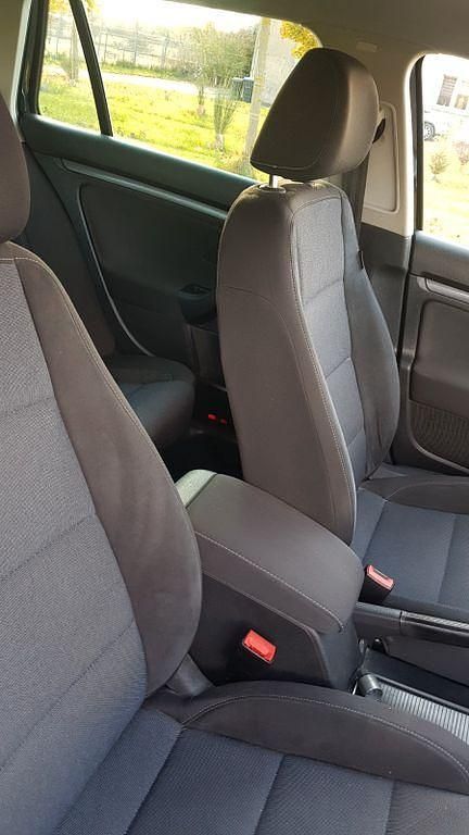 Grau Gebraucht 2012 VW Golf VII Comfortline Kombi | 4.900 € (Guter Preis) - Bild 1/4