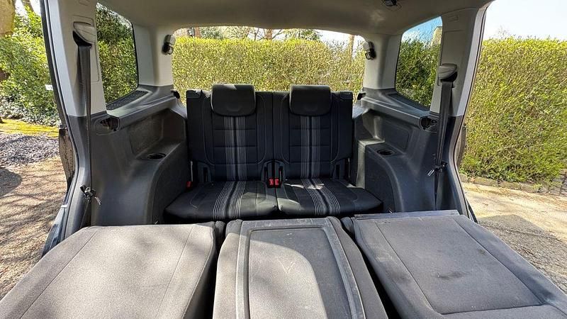 Gebraucht VW Touran 105 PS (77 kW) 2013 Schwarz Van / Kleinbus