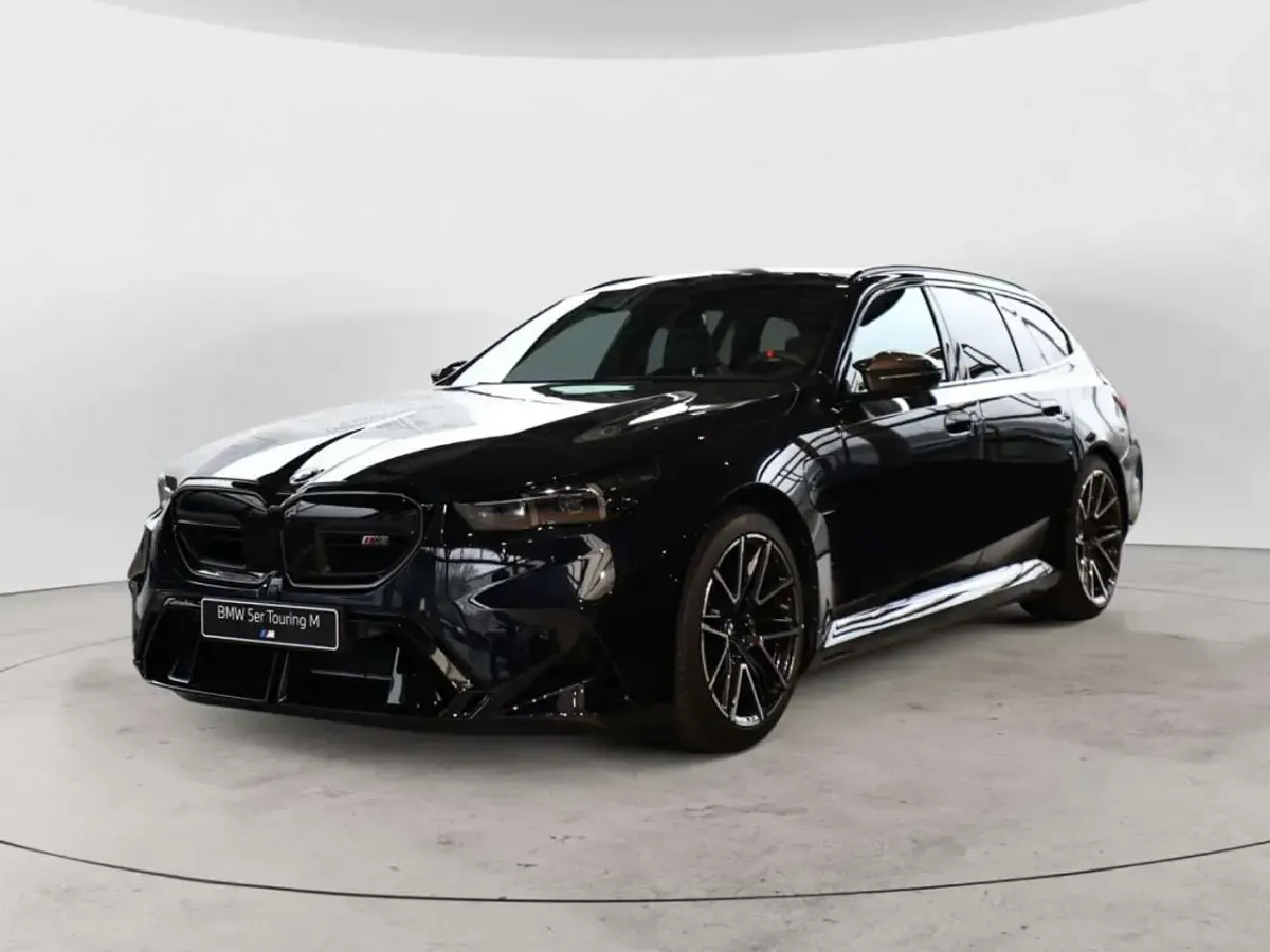 Neu BMW M5 Performance 727 PS (534 kW) 2026 Carbonschwarz Kombi