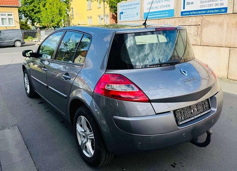 Gebraucht Renault Mégane II Exception 111 PS (81 kW) 2008 Grau Limousine