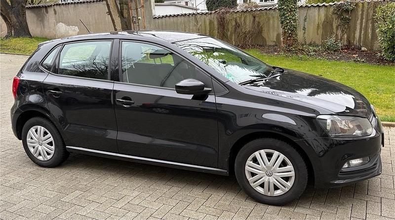 Gebraucht VW Polo Trendline 60 PS (44 kW) 2014 Schwarz Kleinwagen