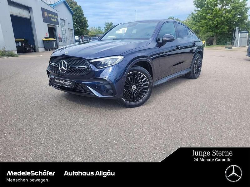 Nautikblau (metallic) Gebraucht 2024 Mercedes GLC200 AMG SUV | 60.740 € (Teuer) - Bild 1/4