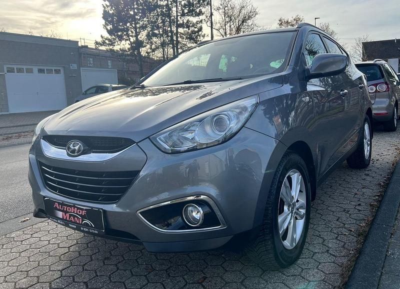 Grau Gebraucht 2013 Hyundai ix35 Comfort SUV | 9.490 € (Fairer Preis) - Bild 1/4