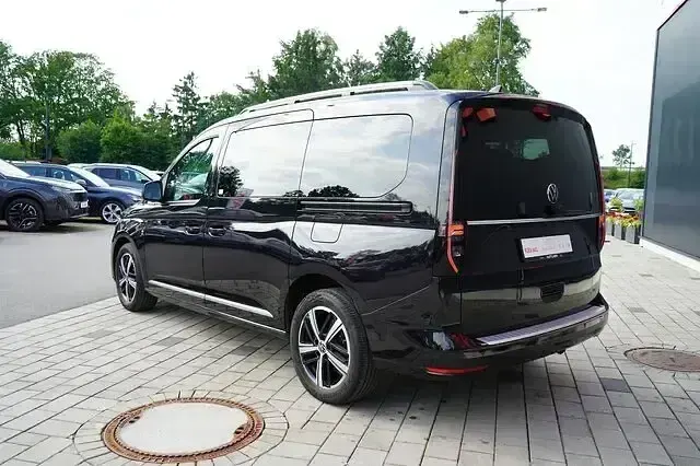 Gebraucht VW Caddy Maxi Style 114 PS (83 kW) 2022 Schwarz Van / Kleinbus