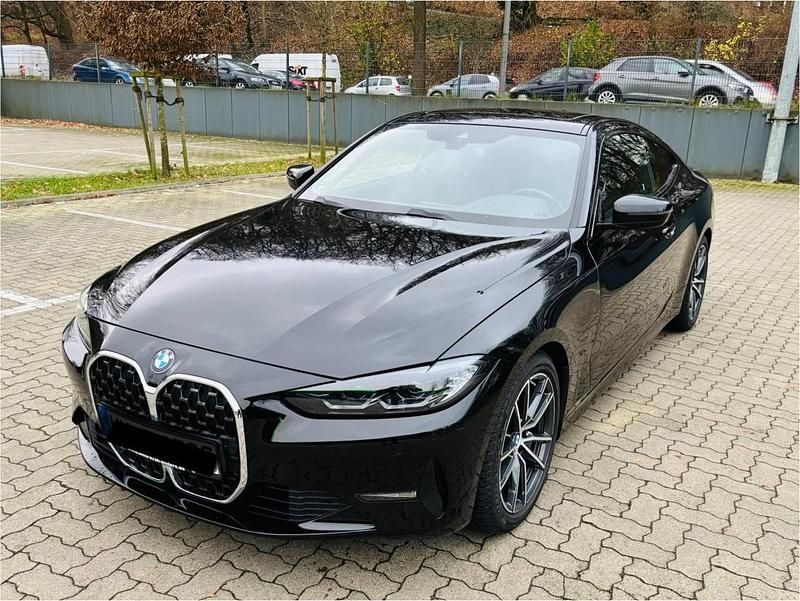 Schwarz Gebraucht 2021 BMW 420 Shadowline Coupé | 34.900 € (Fairer Preis) - Bild 1/4