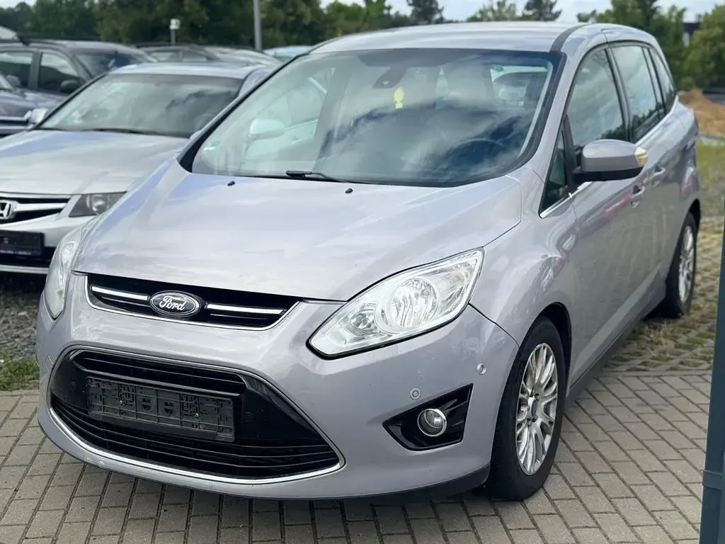 Gebraucht Ford Grand C-Max Titanium 140 PS (102 kW) 2013 Silber Van / Kleinbus