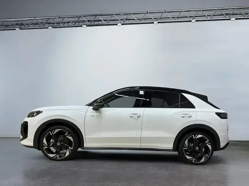 Gebraucht VW T-Roc R-line 150 PS (110 kW) 2025 Pure white SUV