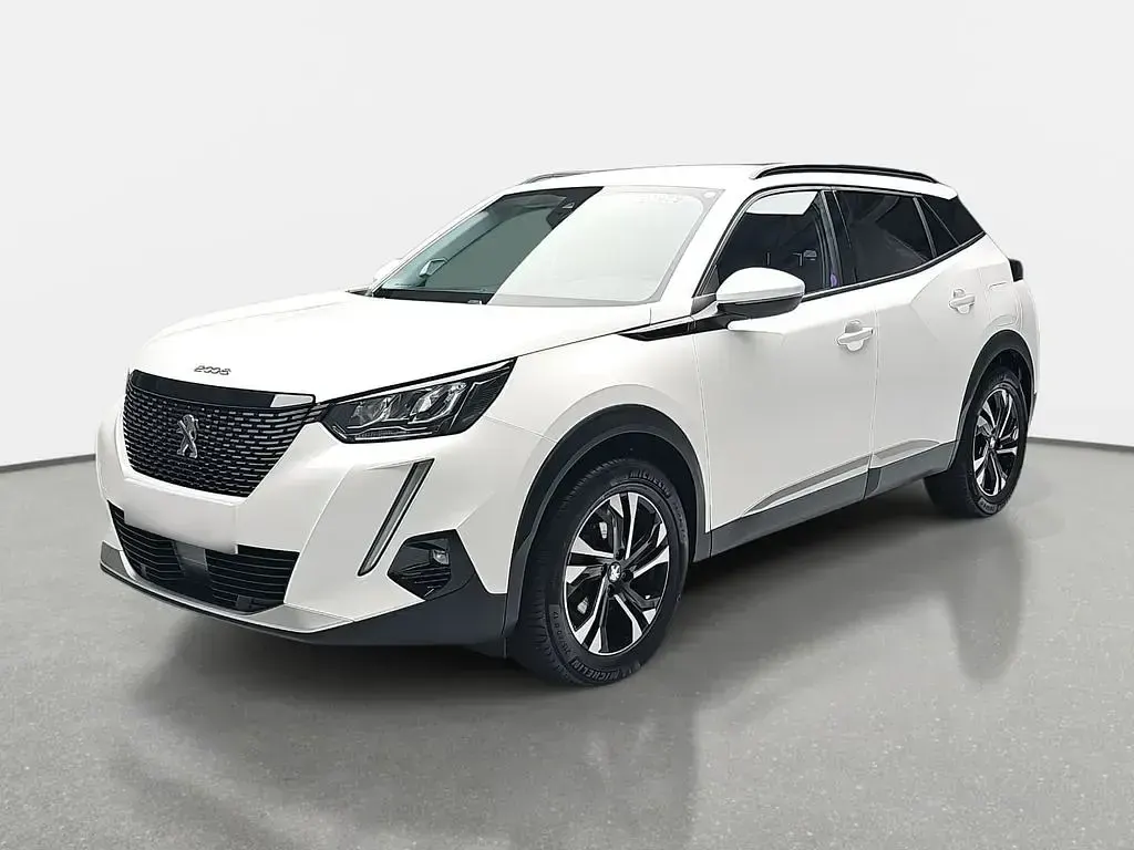 Gebraucht Peugeot 2008 Allure 131 PS (96 kW) 2021 Weiss banquise SUV