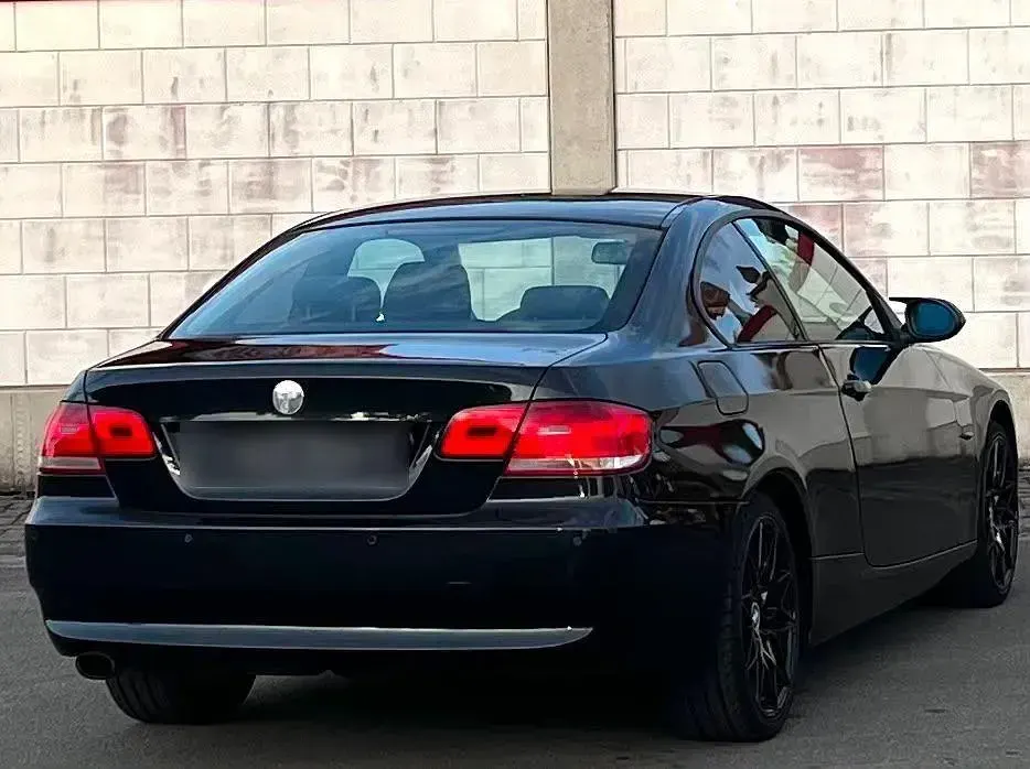 Gebraucht BMW 320 170 PS (125 kW) 2007 Schwarz Coupé