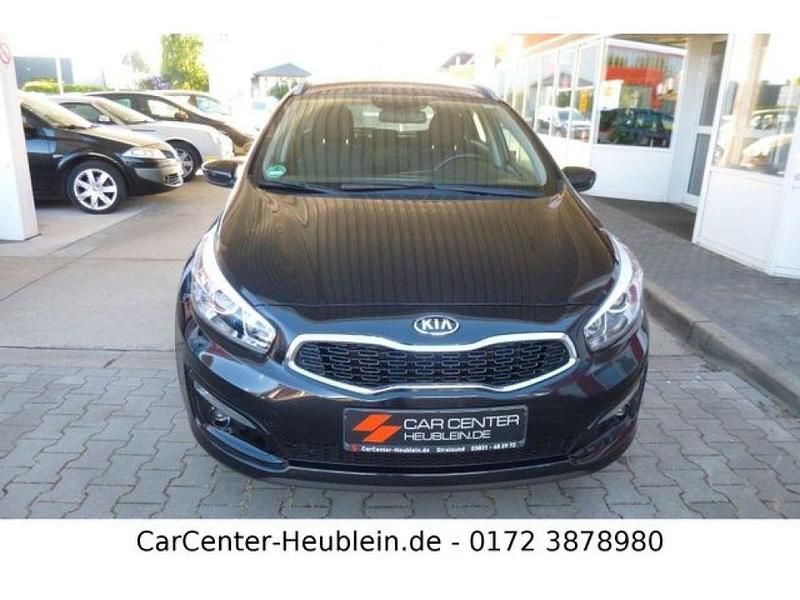 Gebraucht Kia Ceed Edition 7 135 PS (99 kW) 2017 (1k) zilinaschwarz met. (metallic) Kleinwagen