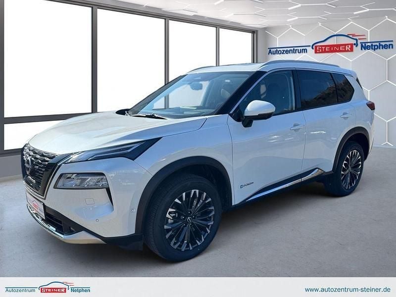 Perleffekt lackierung metallic Neu 2025 Nissan X-Trail Tekna+ SUV | 42.990 € - Bild 1/4
