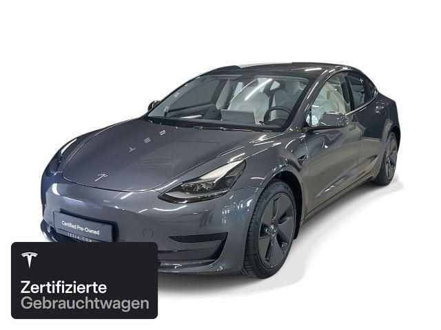 Midnight silver metallic Gebraucht 2021 Tesla Model 3 RWD Limousine | 24.600 € (Guter Preis) - Bild 1/4