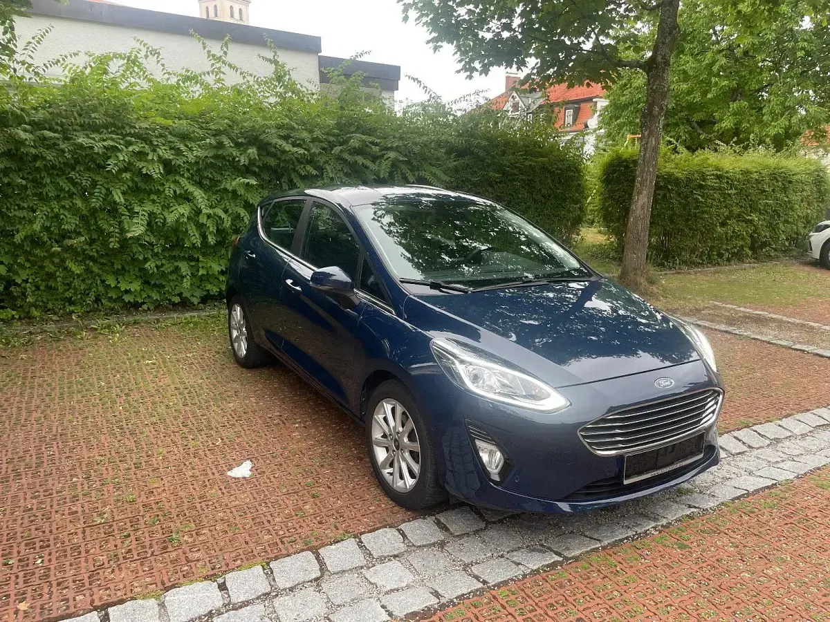 Gebraucht Ford Fiesta Titanium 125 PS (91 kW) 2019 Blau Kleinwagen