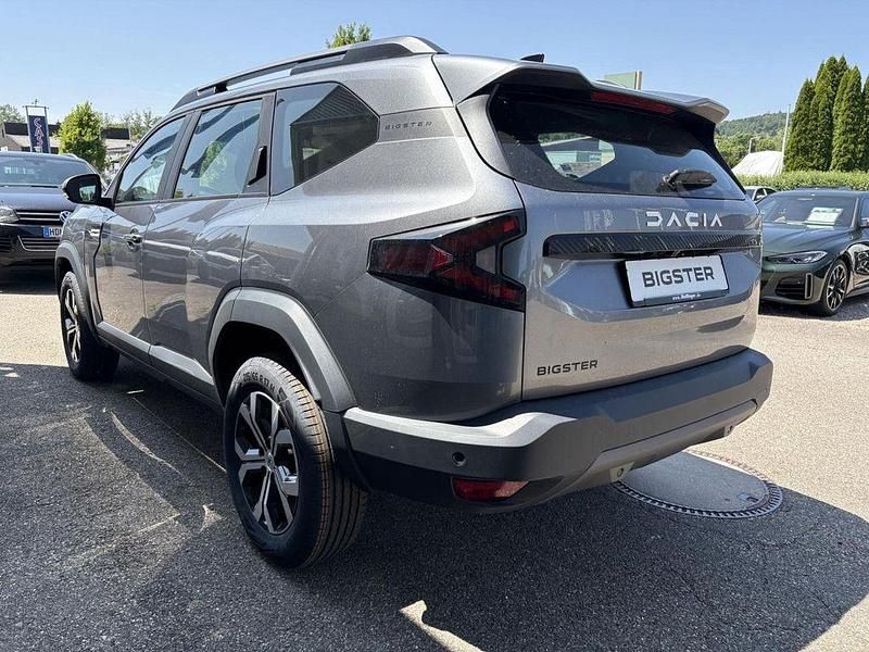 Neu Dacia Bigster Journey 140 PS (102 kW) 2025 Dolomitgrau (grau) SUV