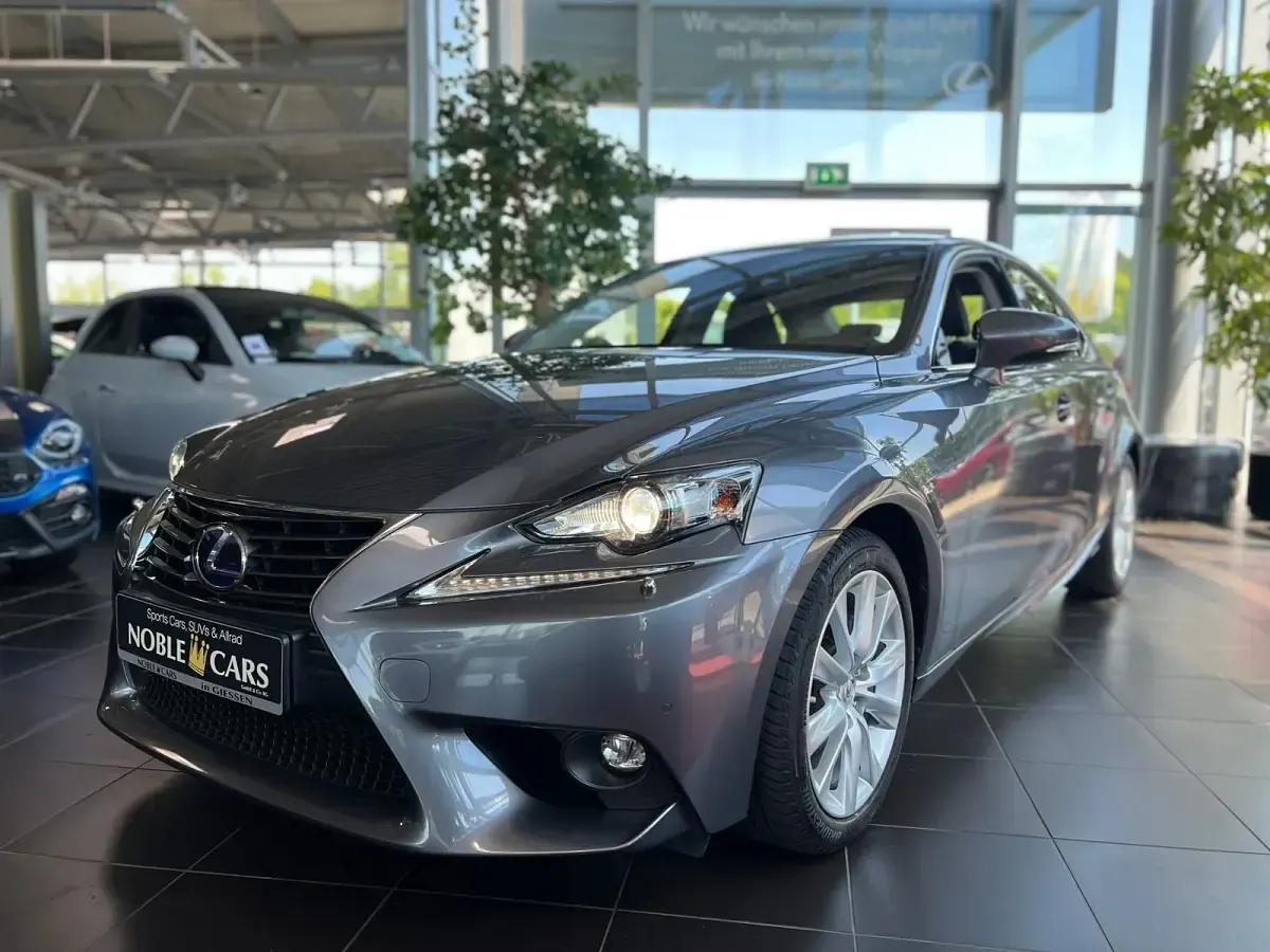 Gebraucht Lexus IS300h Executive Line 223 PS (164 kW) 2014 Basaltgrau (metallic) Limousine