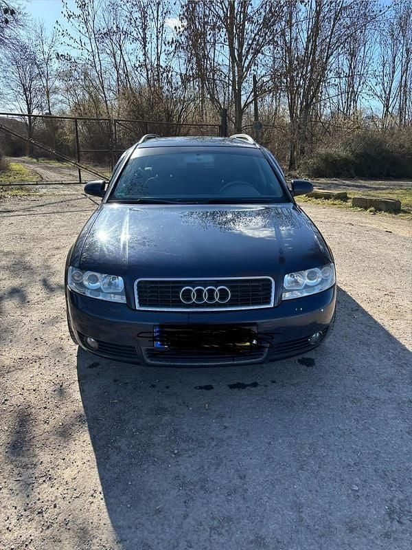 Gebraucht Audi A4 131 PS (96 kW) 2004 Blau Kombi