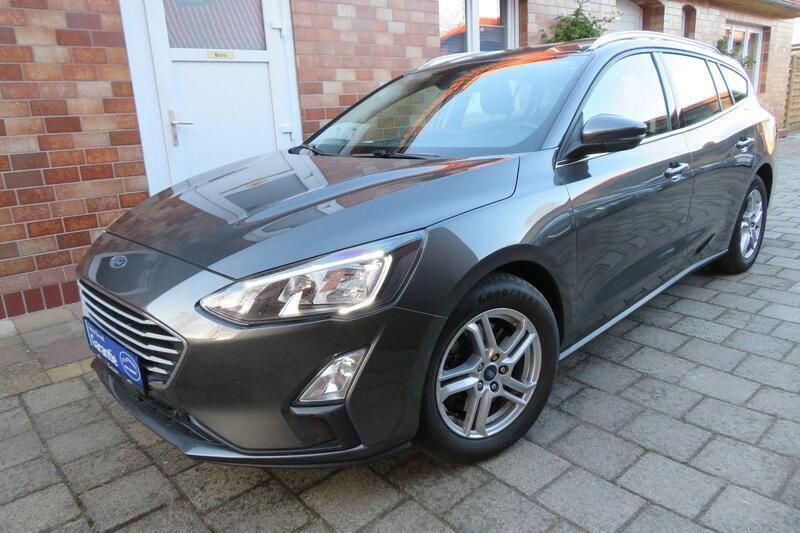 Grau Gebraucht 2021 Ford Focus Kombi | 12.900 € (Guter Preis) - Bild 1/4
