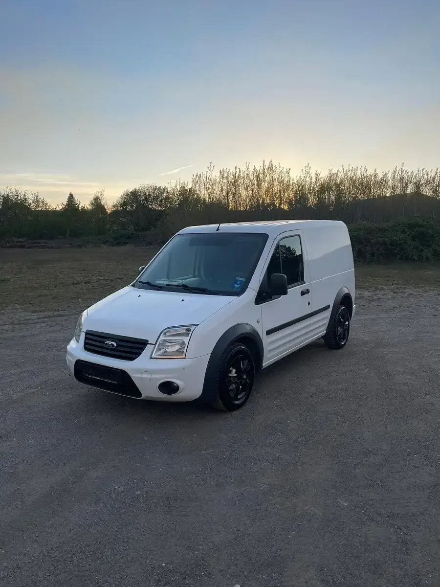Gebraucht Ford Transit Connect 75 PS (55 kW) 2012 Weiß Van / Kleinbus