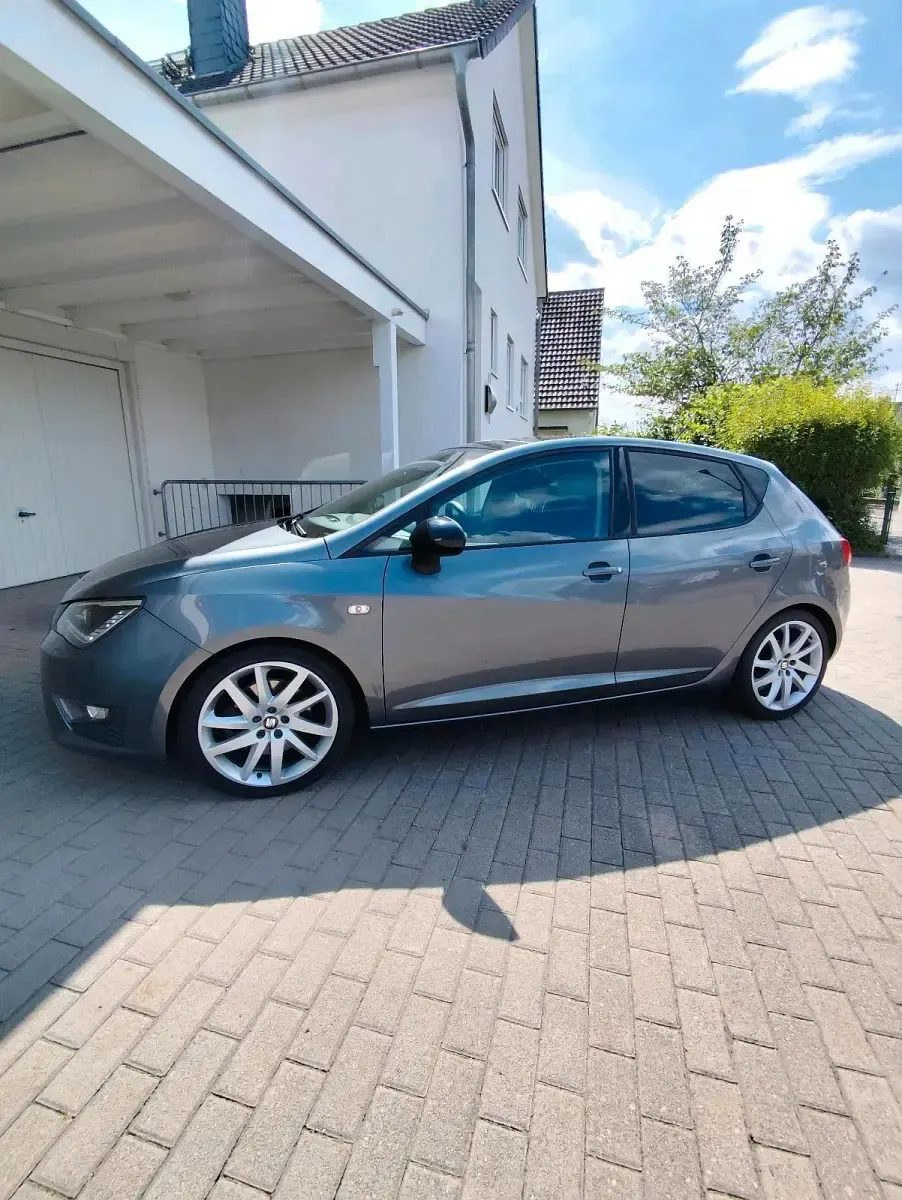 Gebraucht Seat Ibiza FR 110 PS (80 kW) 2017 Grau Limousine