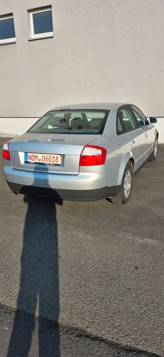 Gebraucht Audi A4 131 PS (96 kW) 2002 Silber Limousine