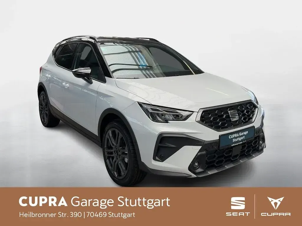 Gebraucht Seat Arona FR-Line 150 PS (110 kW) 2026 Glacial weiß metallic/midnight SUV