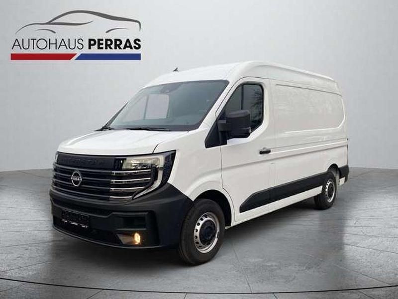 Gebraucht Nissan Interstar 143 PS (105 kW) 2025 Mineral white Van