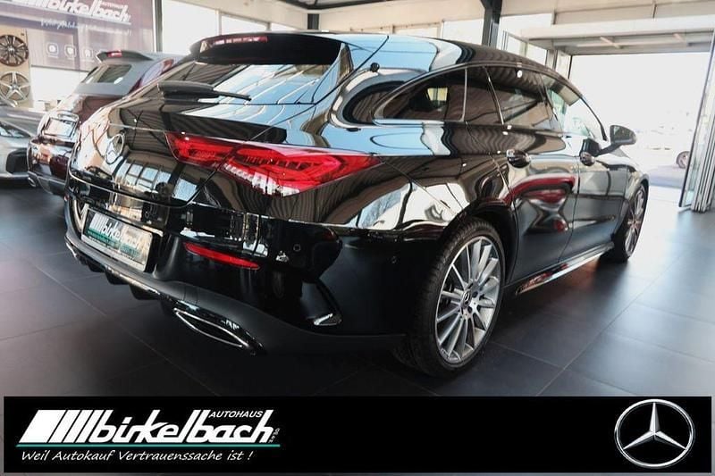Gebraucht Mercedes CLA200 AMG 163 PS (119 kW) 2022 Schwarz Limousine
