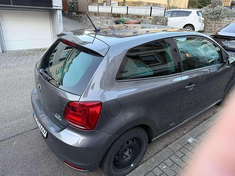 Gebraucht VW Polo Highline 110 PS (80 kW) 2015 Pepper grey metallic Kleinwagen