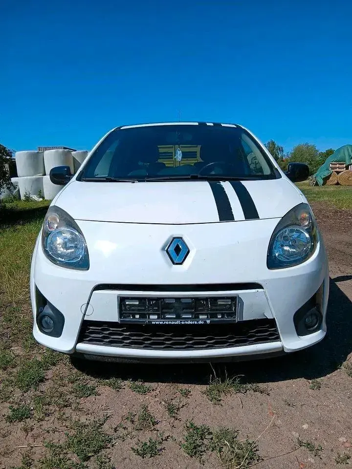 Gebraucht Renault Twingo 74 PS (54 kW) 2011 Weiß Kleinwagen