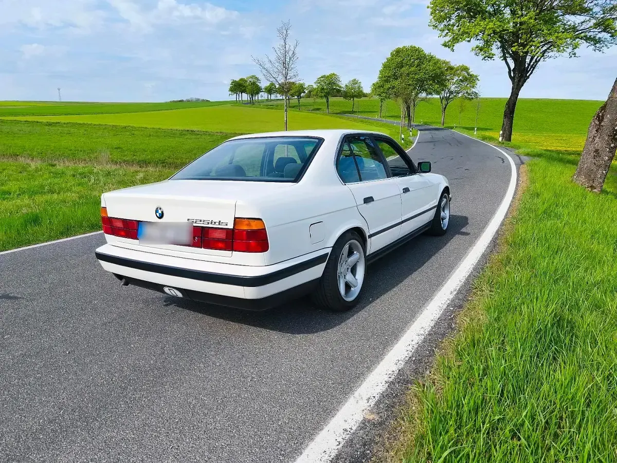 Second-hand BMW 525 143 CP (105 kW) 1994 Alb Berlinǎ