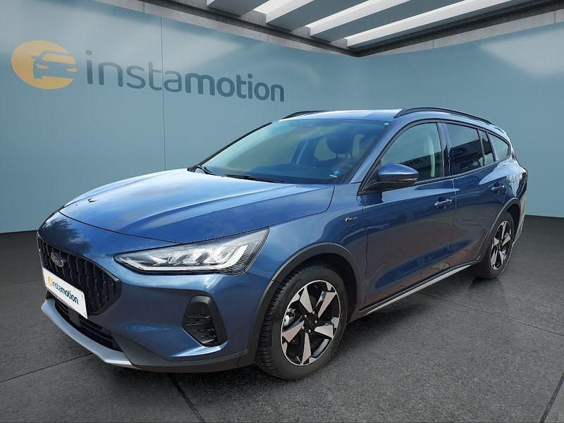 Blau Gebraucht 2024 Ford Focus Kombi | 26.199 € (Fairer Preis) - Bild 1/4