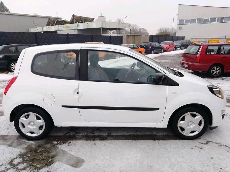 Gebraucht Renault Twingo Dynamique 75 PS (55 kW) 2013 Weiß Kleinwagen