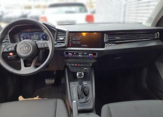 Gebraucht Audi A1 110 PS (80 kW) 2024 Grau Kleinwagen